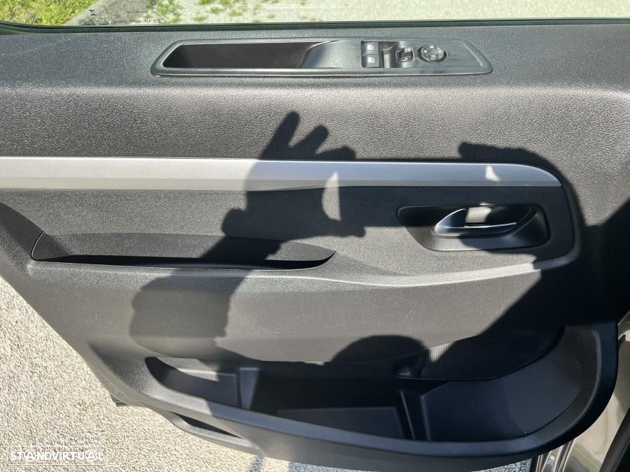 Peugeot e-Traveller L2 (75kWh) Allure - 17