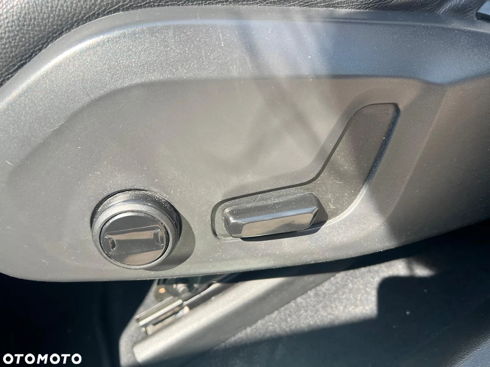 Volvo XC 60 T4 Momentum - 19
