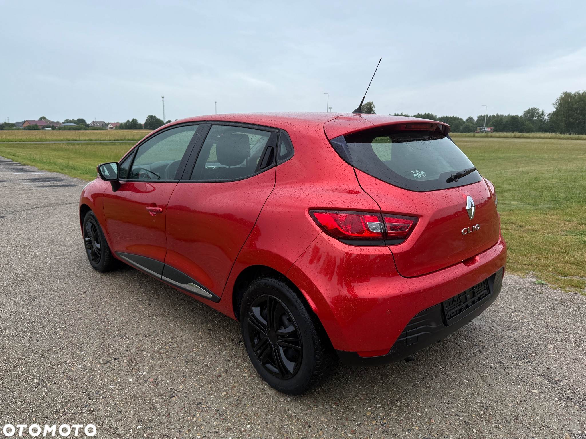 Renault Clio 1.2 16V 75 Collection - 17