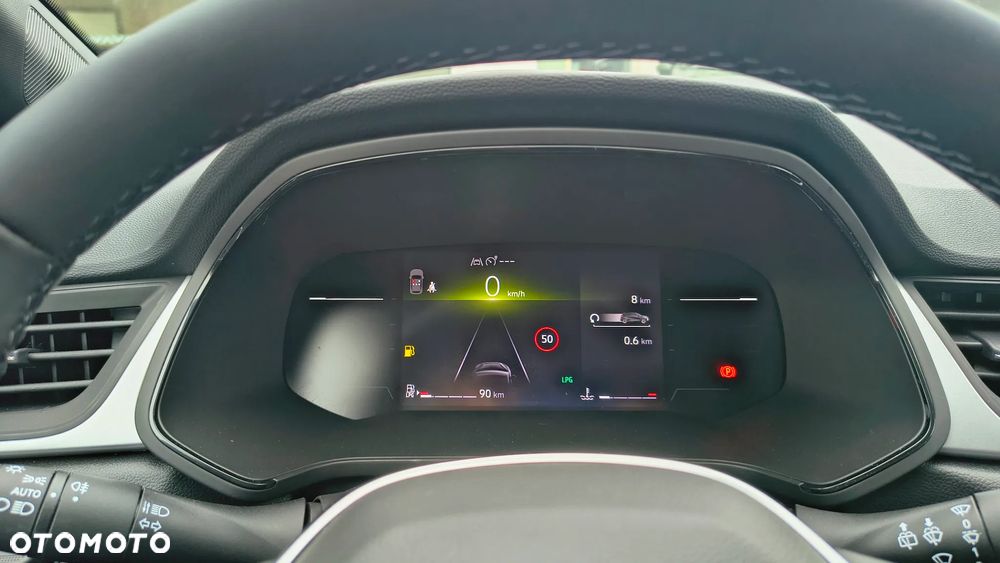 Renault Captur 1.2 TCe Evolution - 11