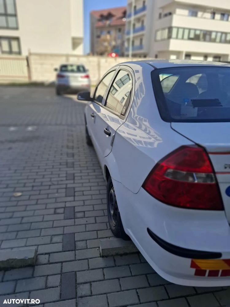 Chevrolet Aveo 1.4 LS 56 Launch Pack - 4