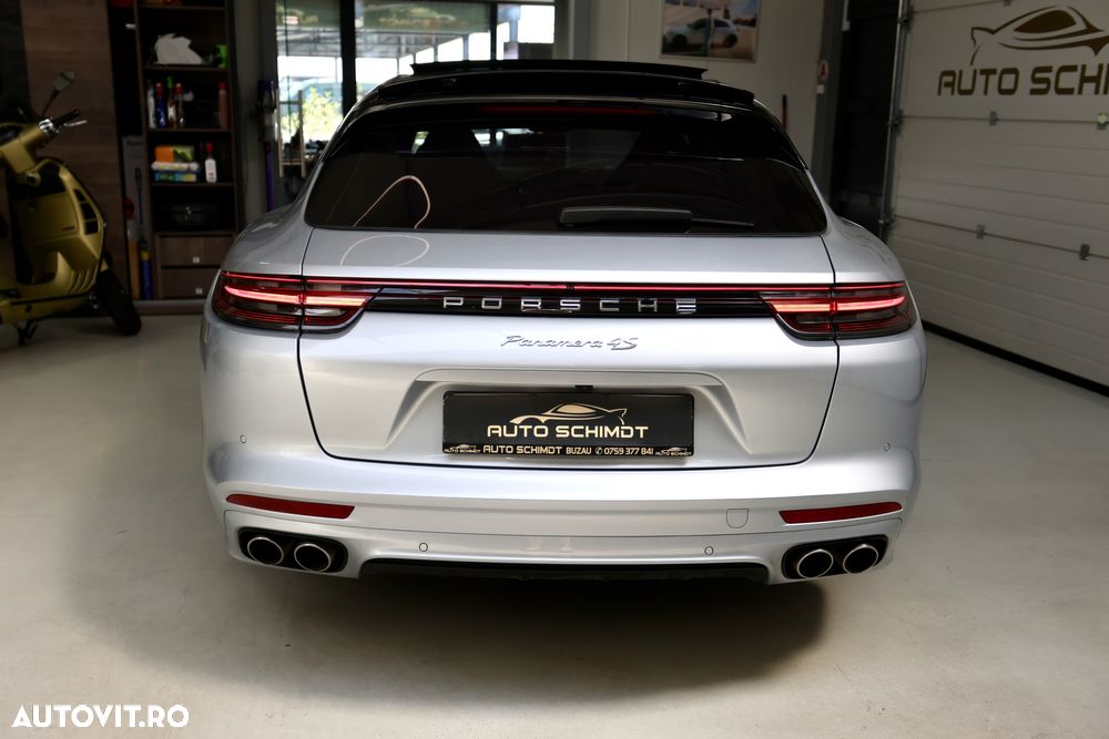 Porsche Panamera 4S Sport Turismo - 18