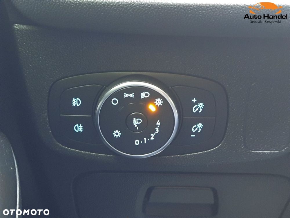 Ford Focus 1.5 EcoBlue STart-Stopp-System TITANIUM - 21