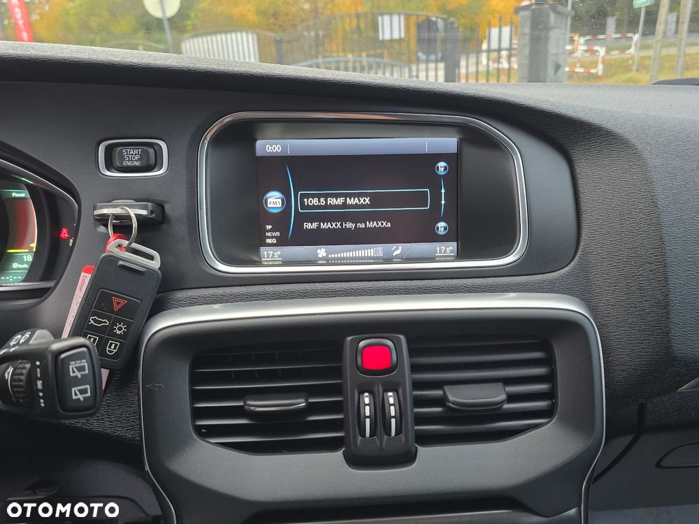 Volvo V40 D2 - 29
