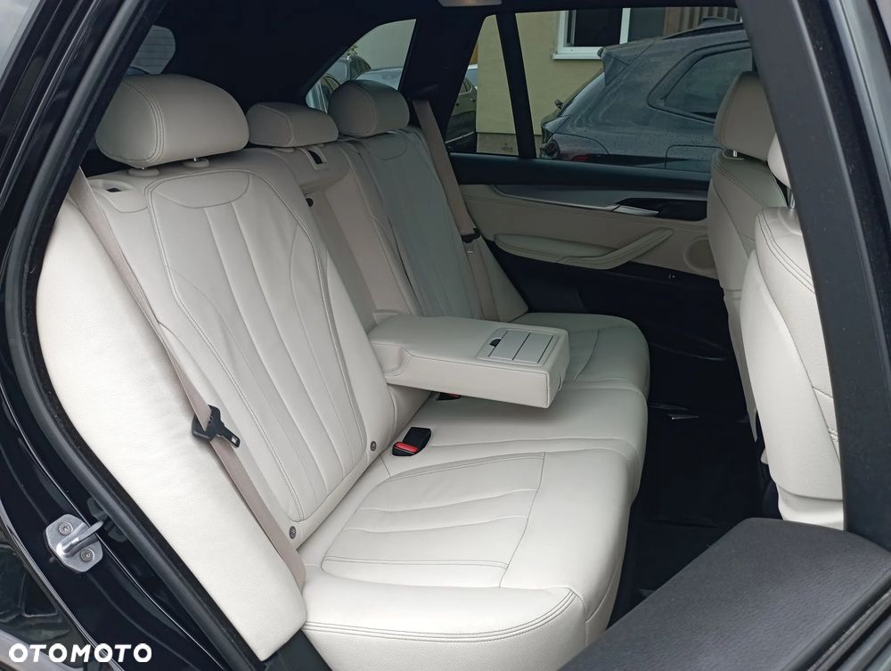 BMW X5 xDrive25d - 10
