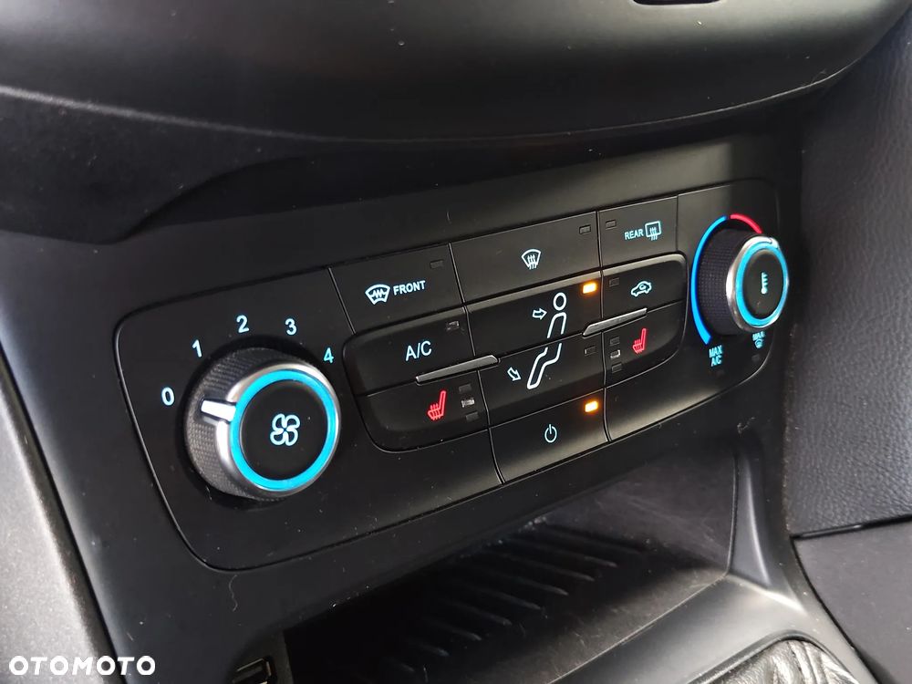 Ford Focus 1.5 EcoBoost Titanium - 20