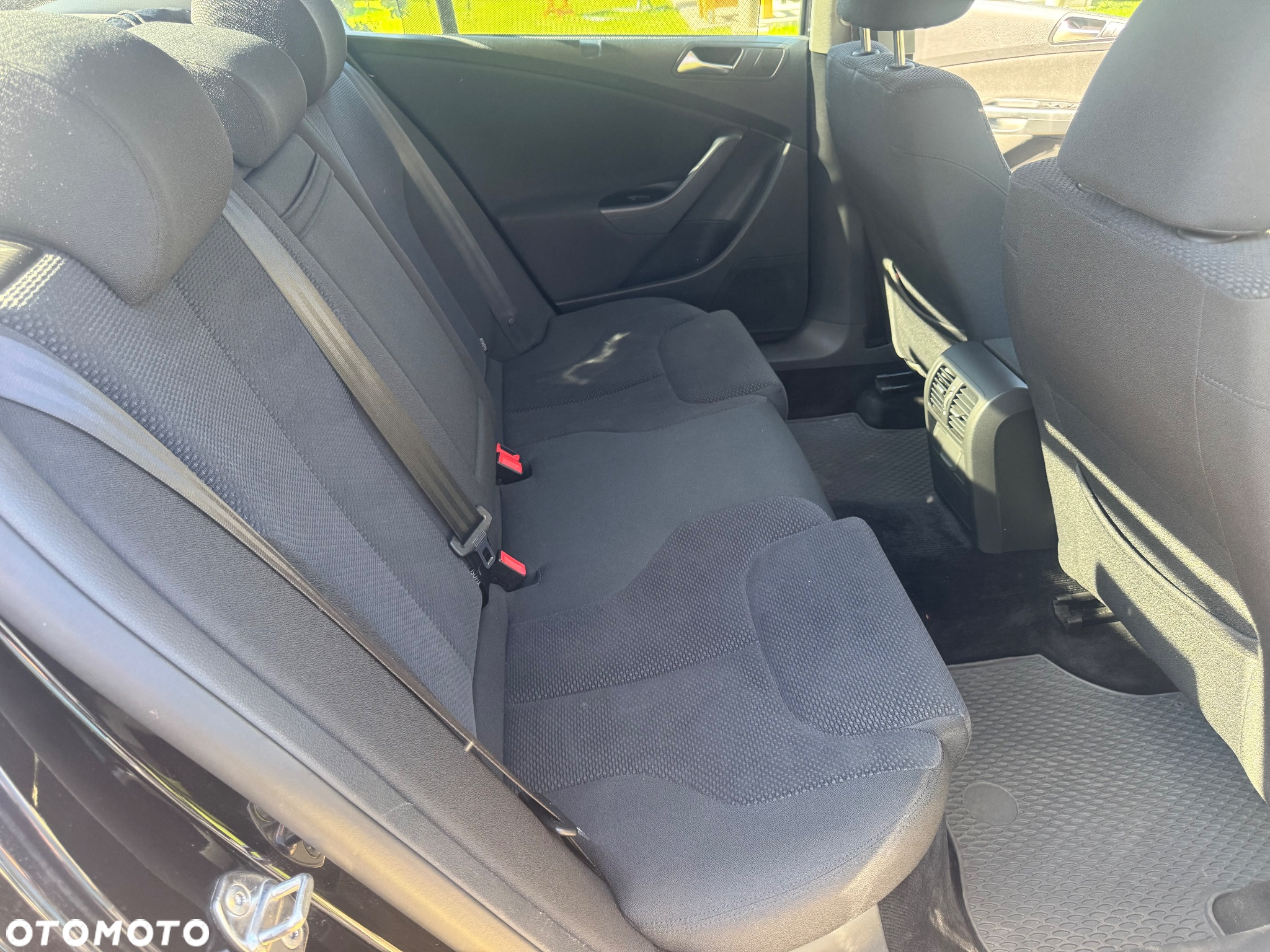 Volkswagen Passat 2.0 TDI DPF Comfortline - 7