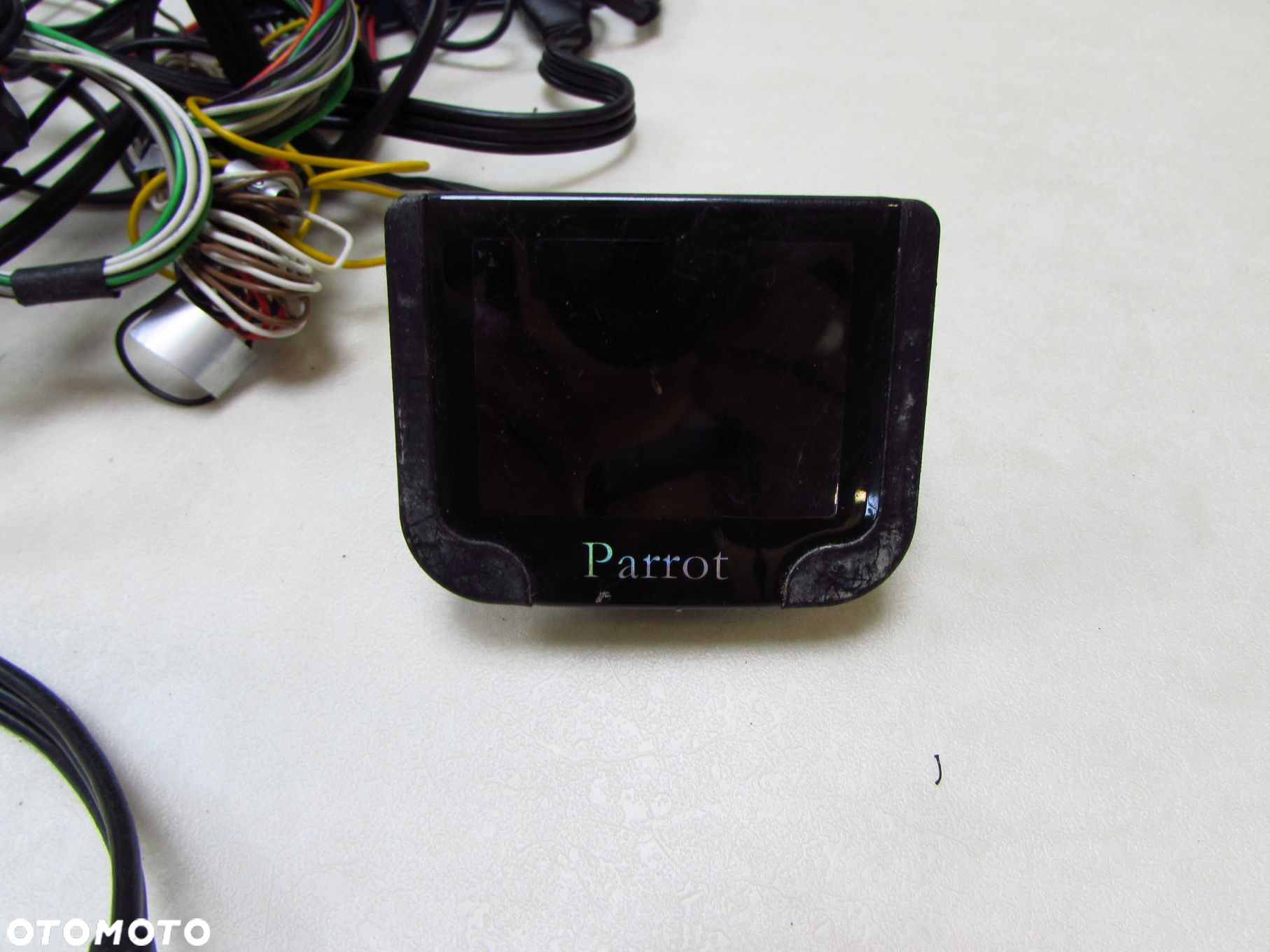 PARROT MKi9200 ZESTAW GLOSNOMOWIACY KPL 2 TELEFONY - 5