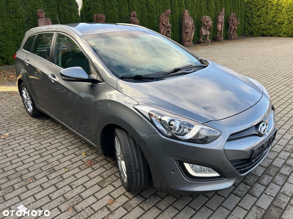 Hyundai i30 1.6 CRDi Fifa World Cup Edition - 5