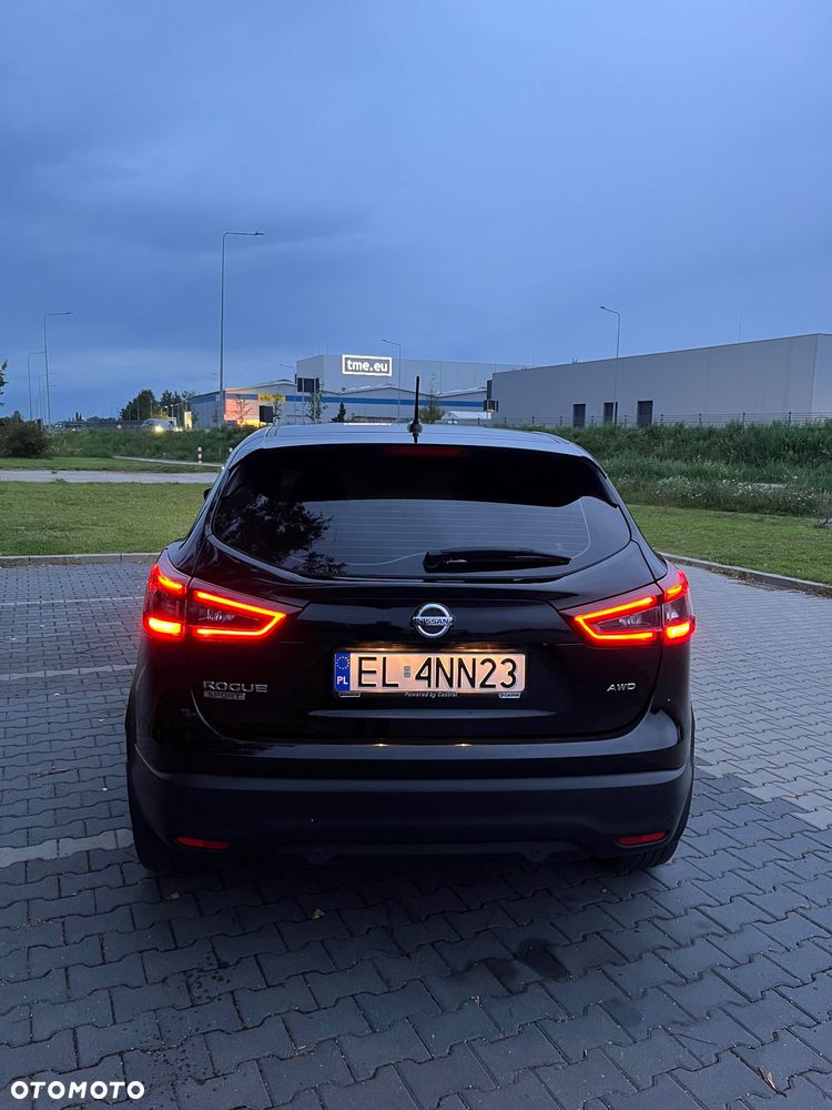 Nissan Rogue - 15
