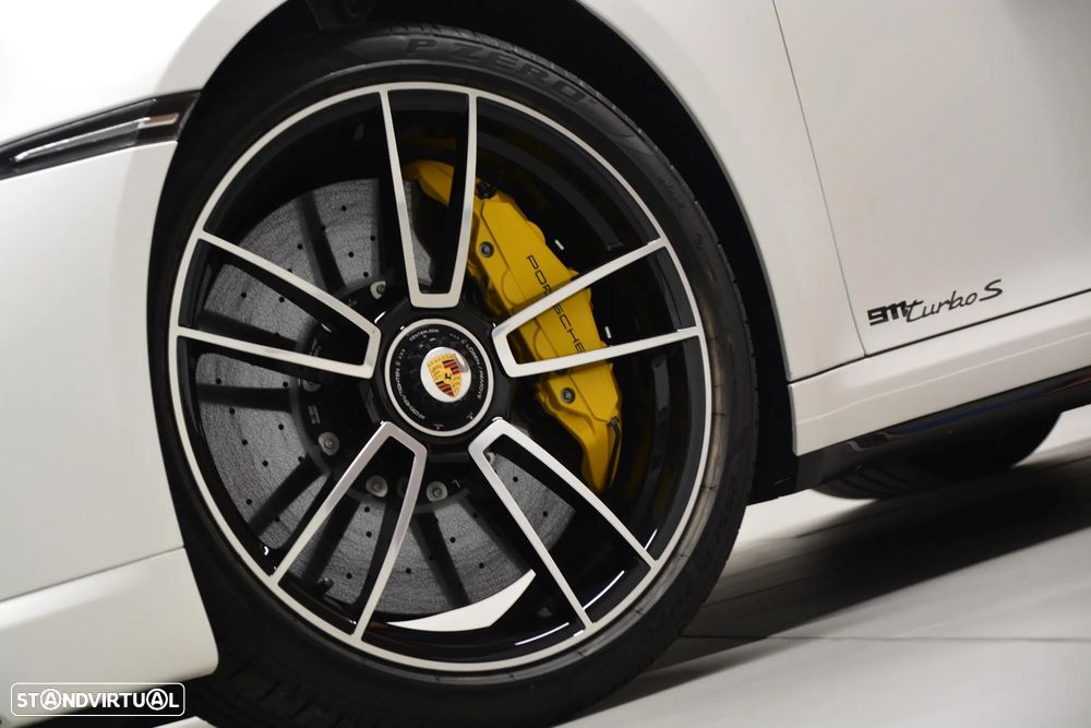 Porsche 911 (992) Turbo S PDK - 30