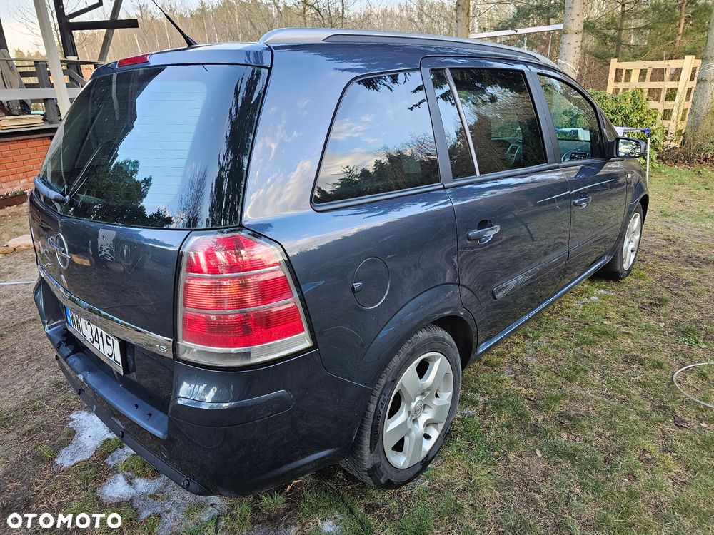 Opel Zafira 1.8 - 4