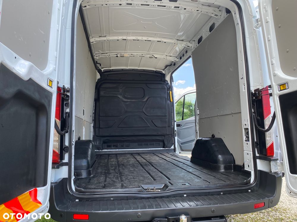 Ford TRANSIT, zakupiony w salonie w Rzeszowie, serwisowany, bezwypadkowy - 21
