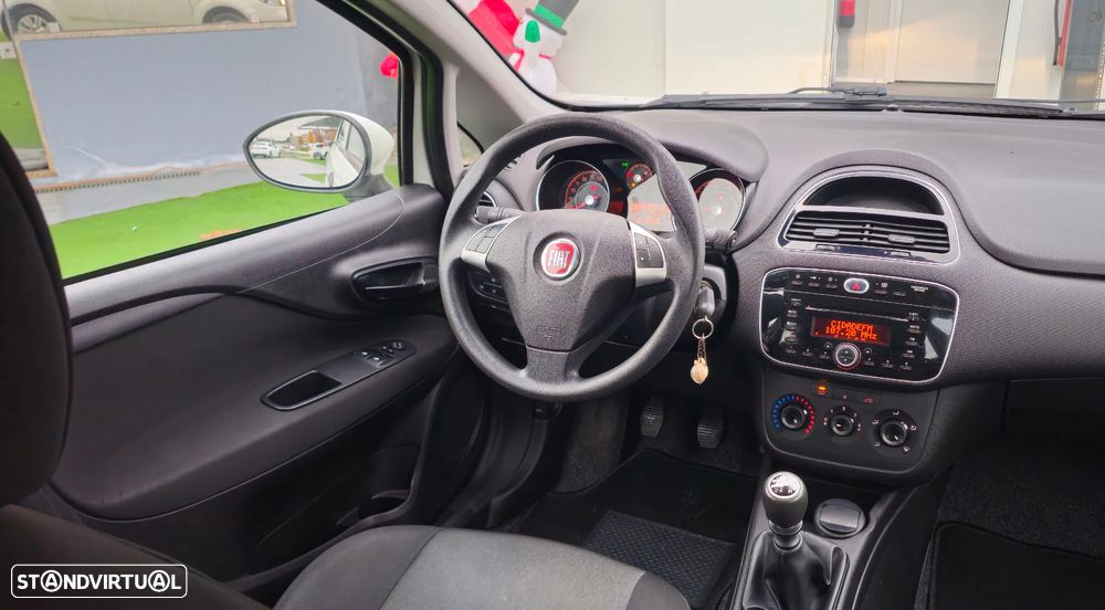 Fiat Punto 1.2 Lounge S&S - 12