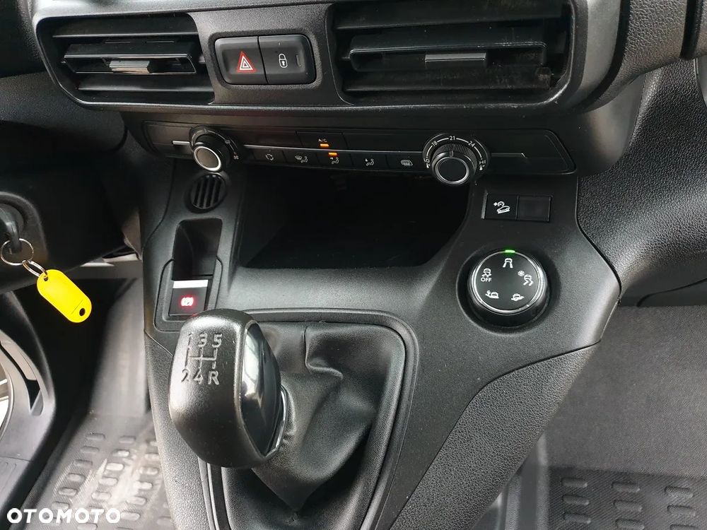 Peugeot PARTNER - 23