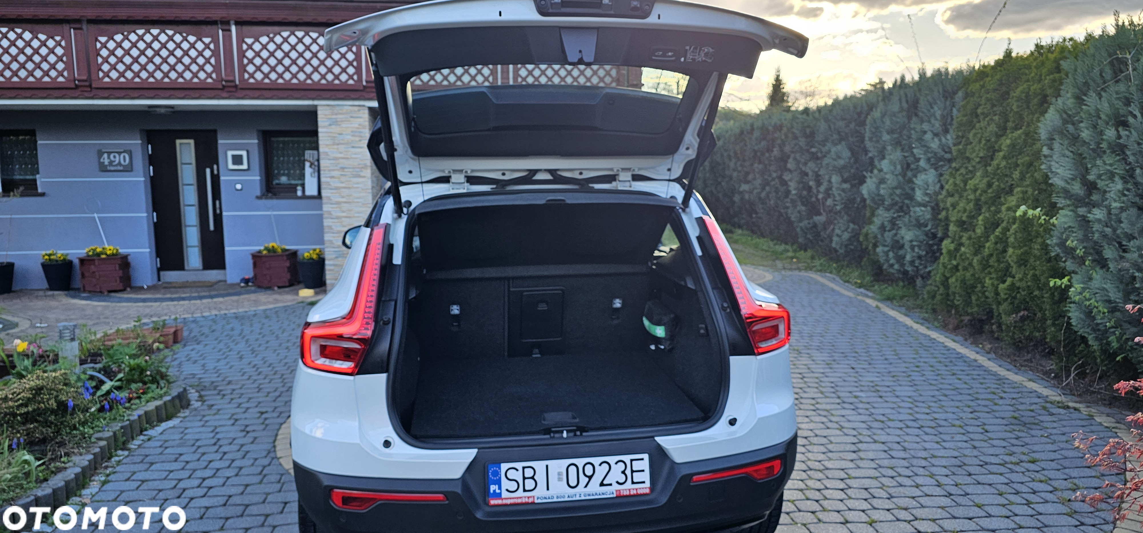 Volvo XC 40 T3 R-Design - 5
