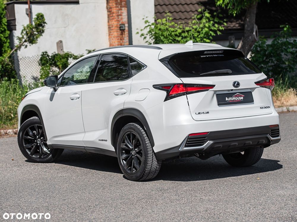 Lexus NX 300h Executive-Line - 12