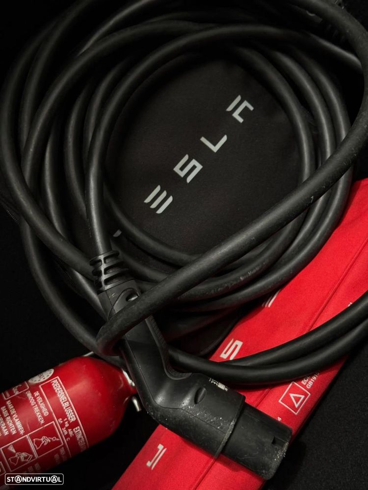 Tesla Model 3 Long Range Tração Integral - 22