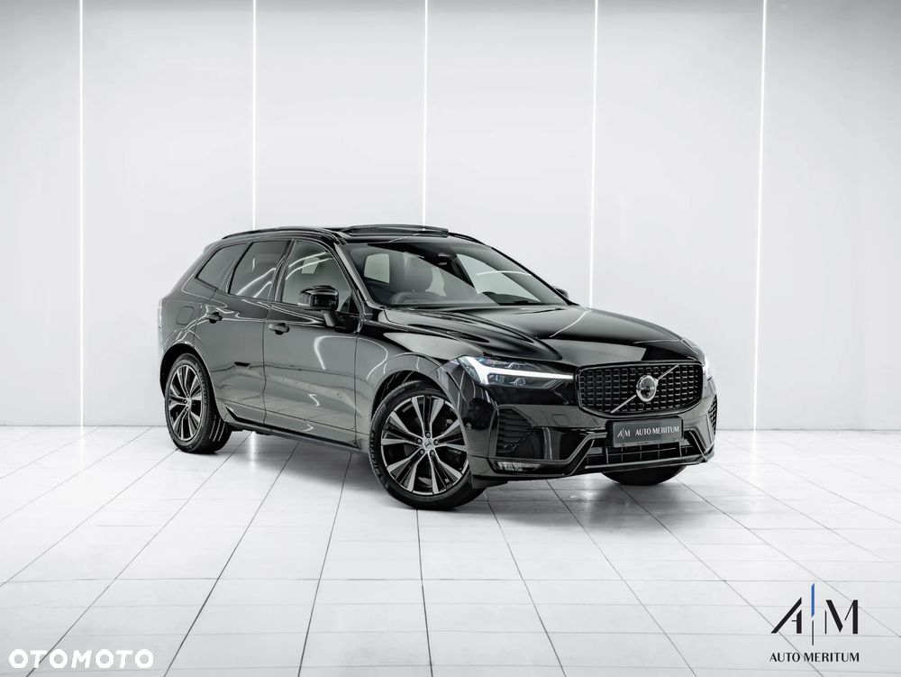 Volvo XC 60 B4 D AWD Ultimate Dark - 2