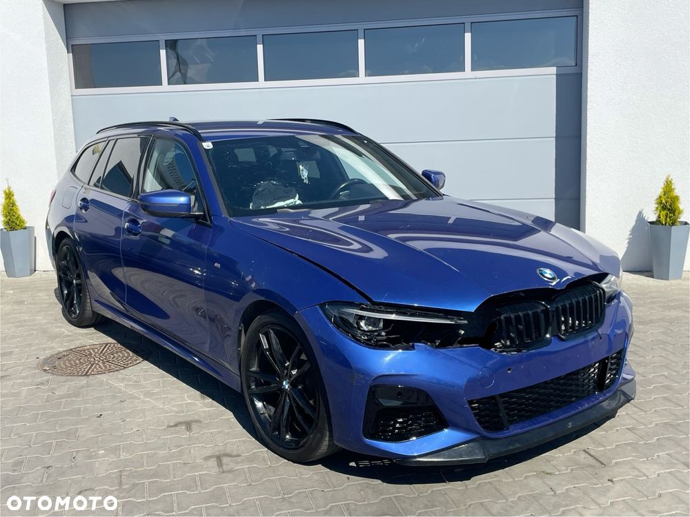 BMW Seria 3 320d Touring xDrive