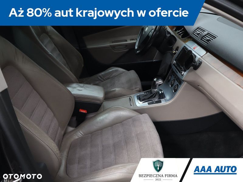 Volkswagen Passat Variant - 11