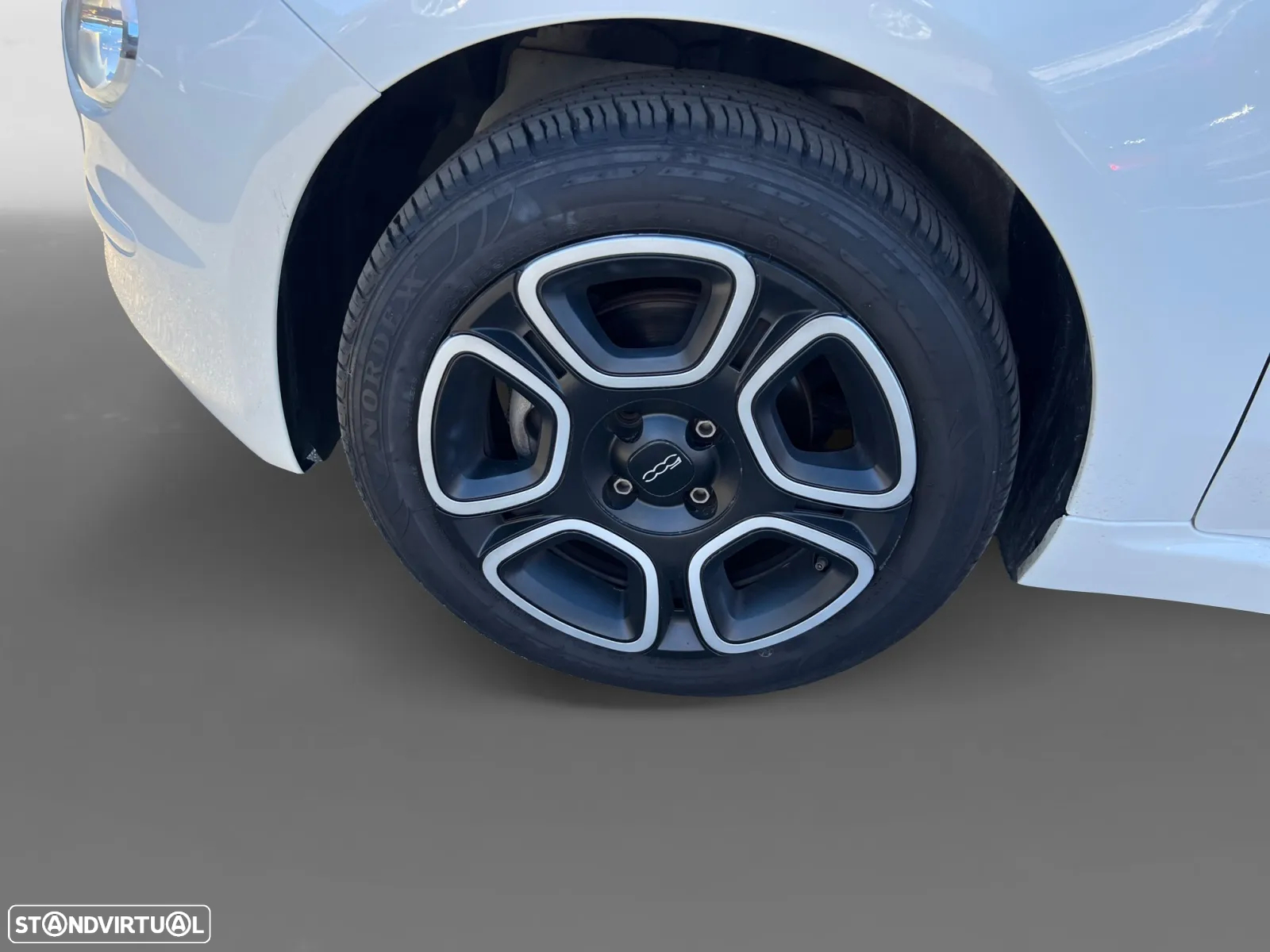 Fiat 500 1.0 Hybrid Club - 16
