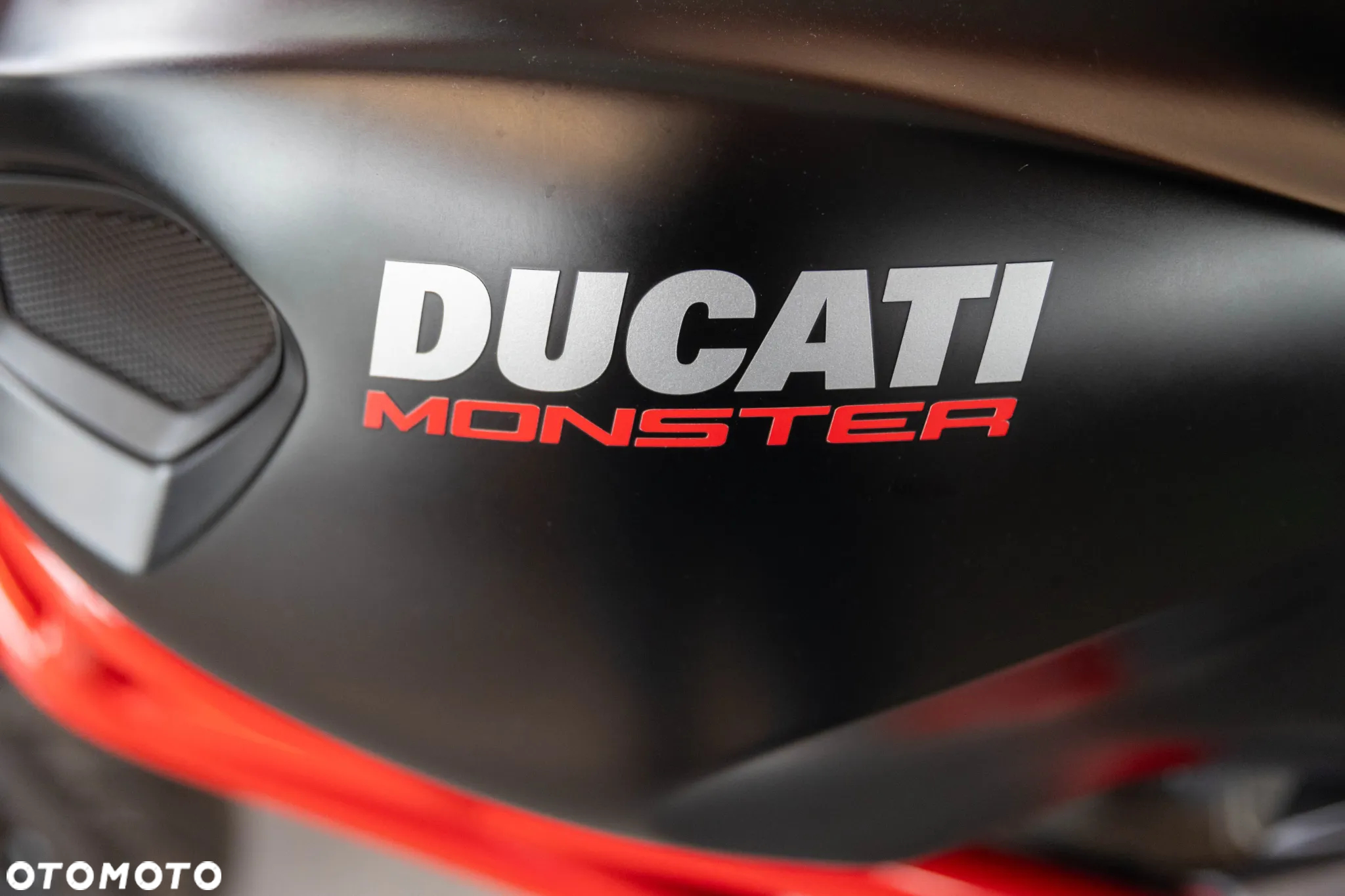 Ducati Monster - 23