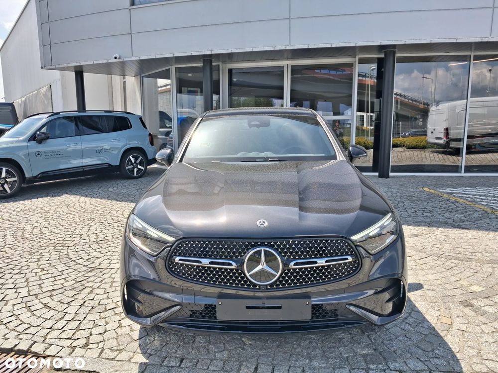 Mercedes-Benz GLC 300 de 4-Matic AMG Line - 2
