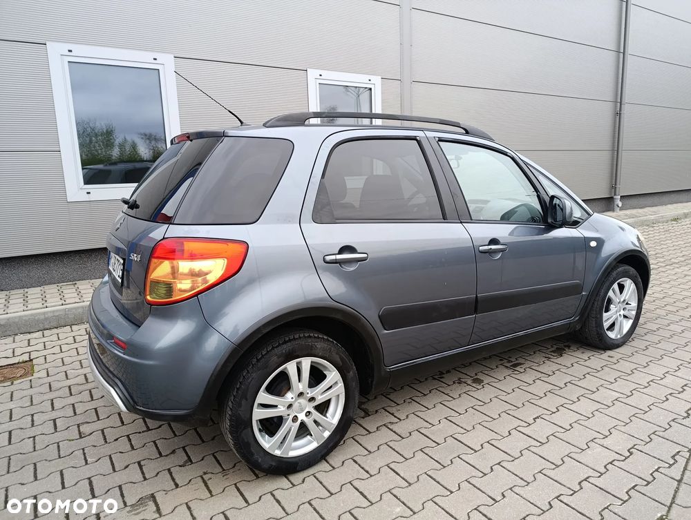 Suzuki SX4 1.6 VVT 4x2 Style - 24