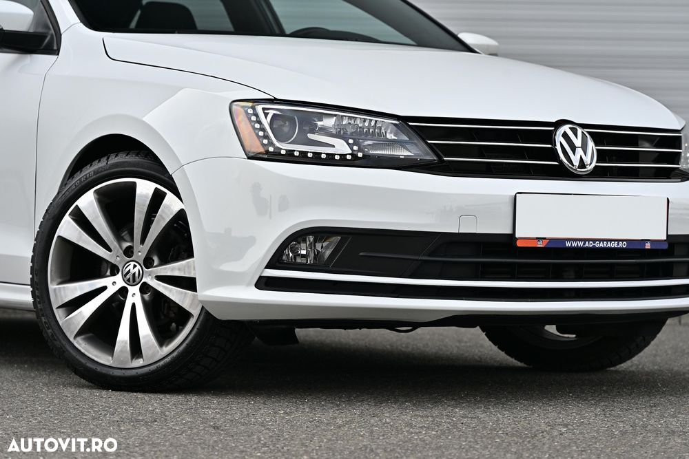 Volkswagen Jetta - 10