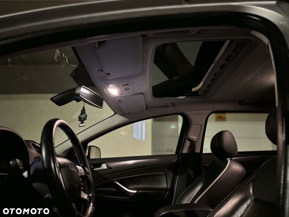 Ford Mondeo 2.0 TDCi Titanium - 11