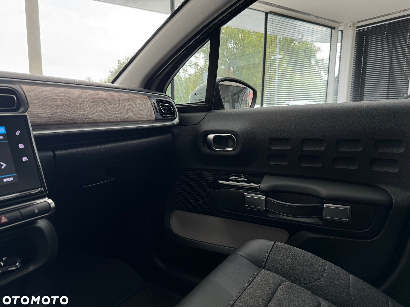 Citroën C3 1.2 PureTech Max EAT6 - 28