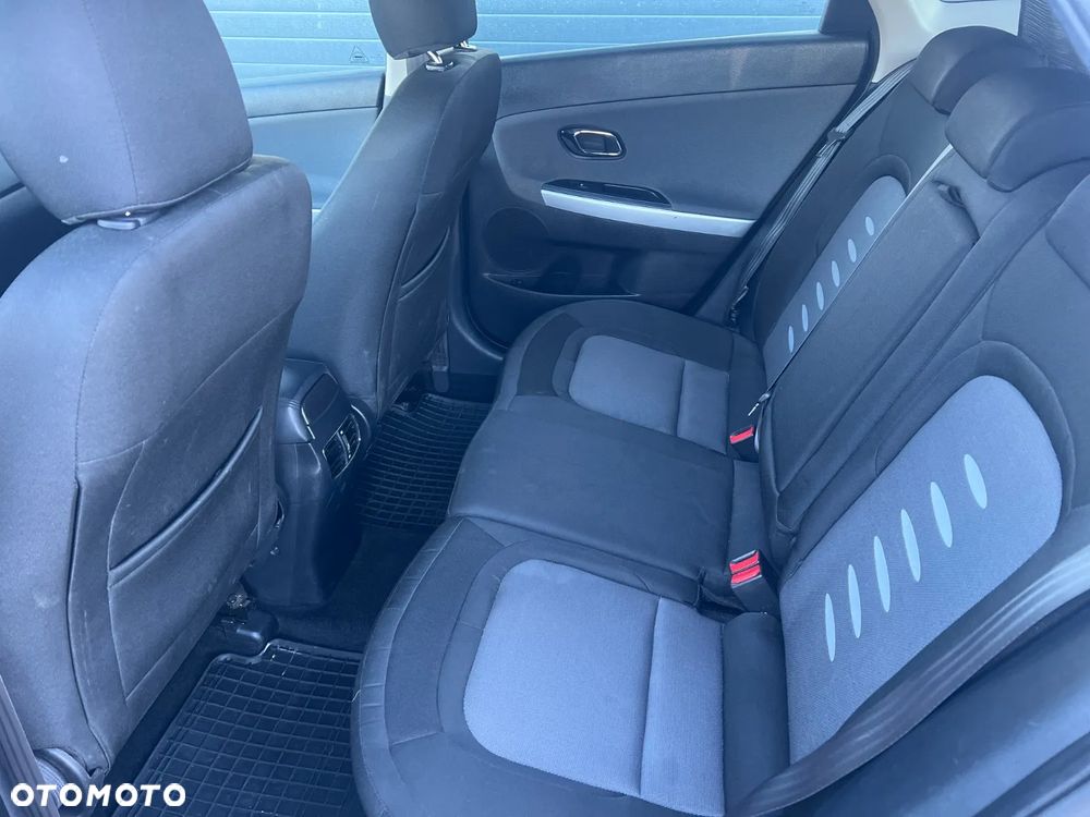 Kia Ceed Cee'd 1.6 GDI L - 18