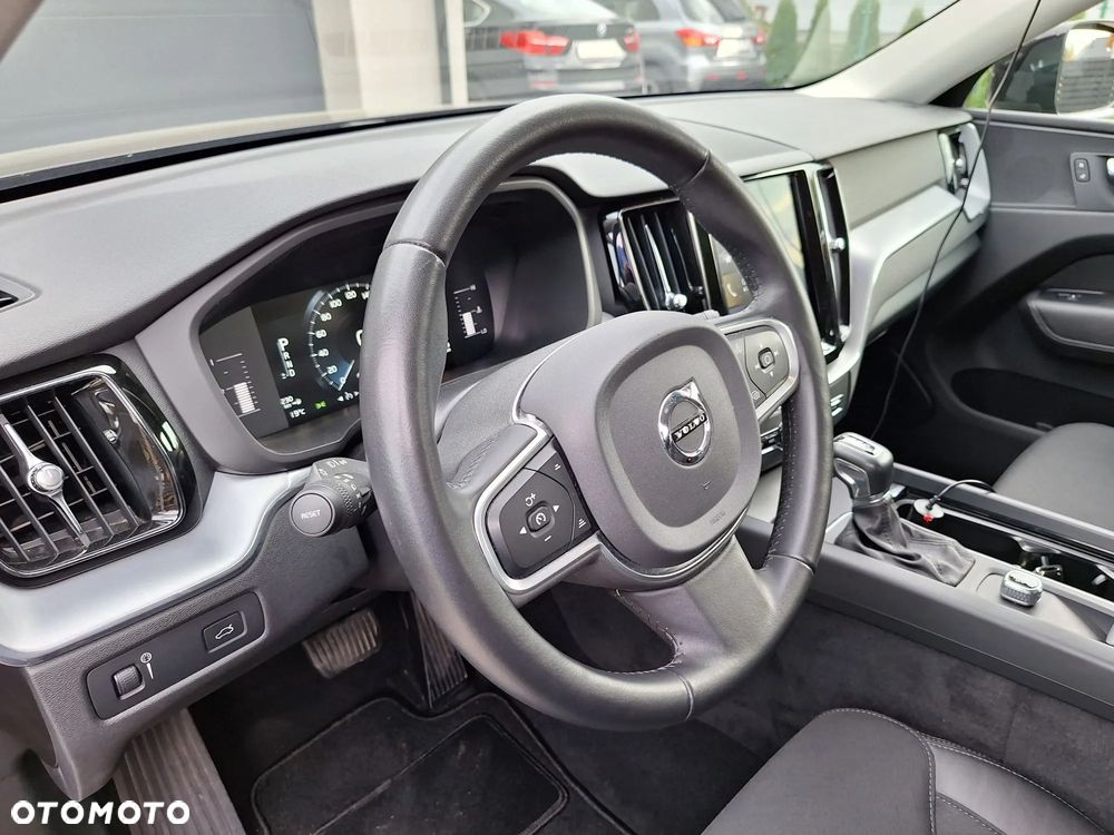 Volvo XC 60 D4 AWD Geartronic Momentum - 16
