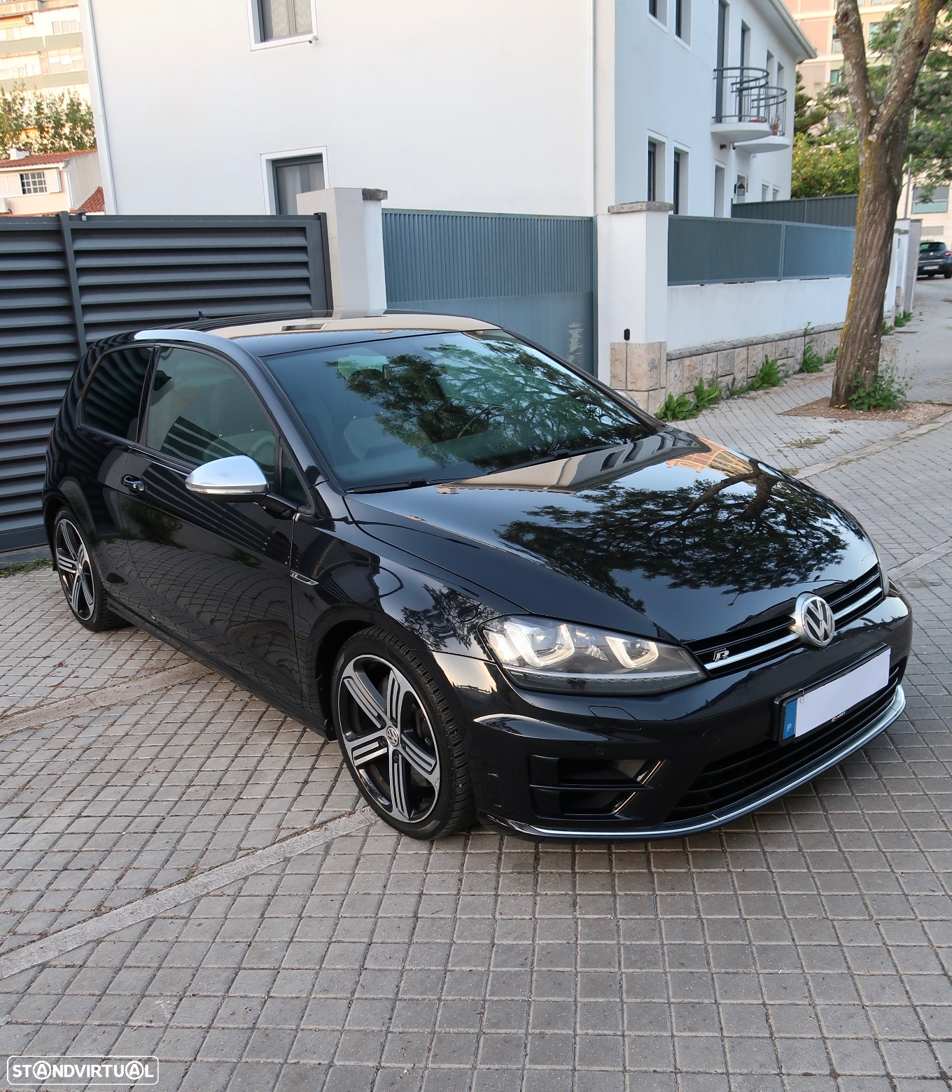 VW Golf 2.0 TSi R - 2
