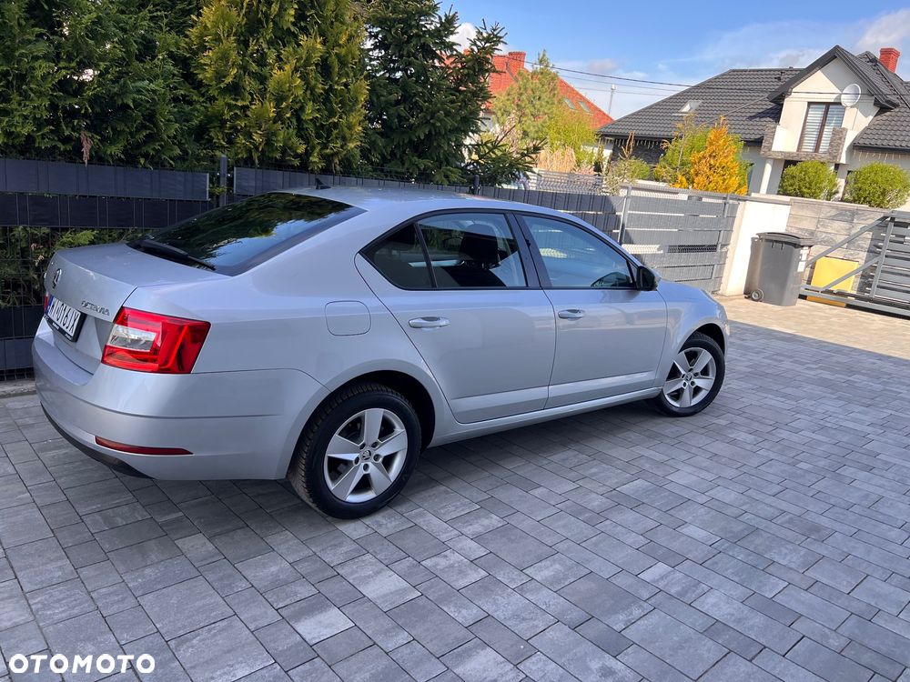 Skoda Octavia 1.6 TDI SCR Ambition - 21