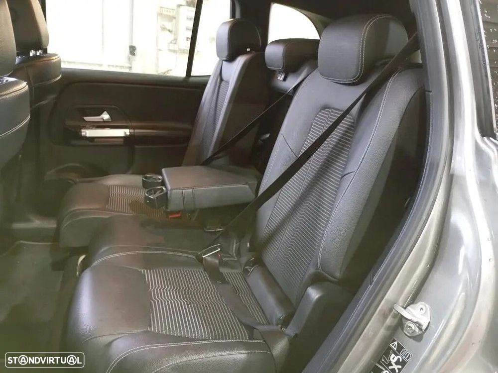 Mercedes-Benz GLB 180 d Progressive - 10