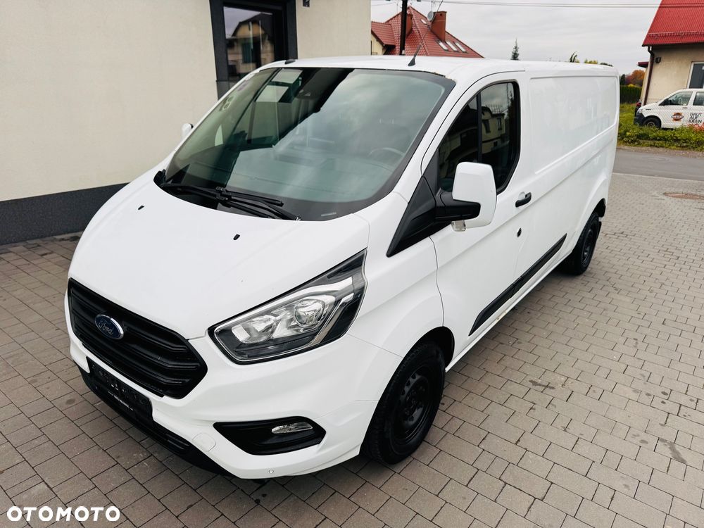 Ford Transit Custom Base - 1