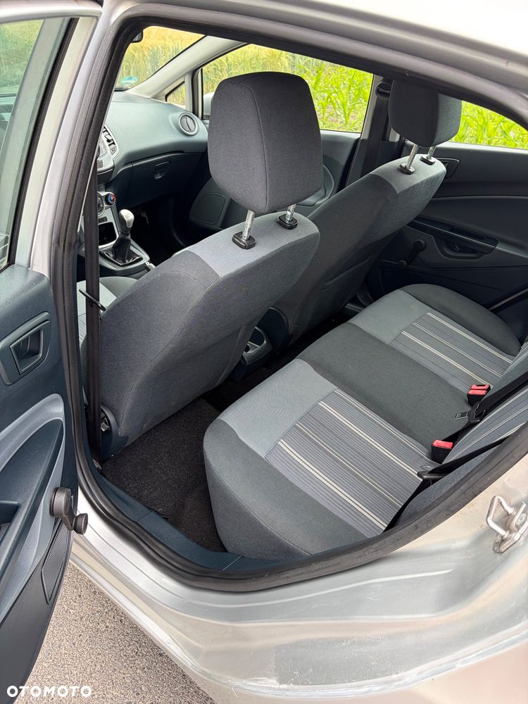 Ford Fiesta 1.25 Ambiente - 6