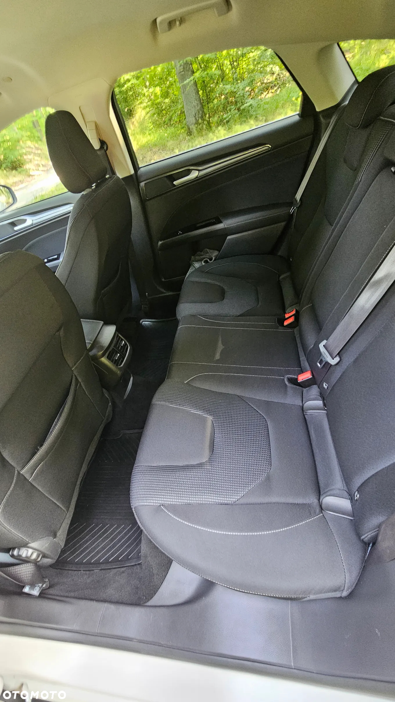 Ford Mondeo 2.0 EcoBlue Titanium - 11