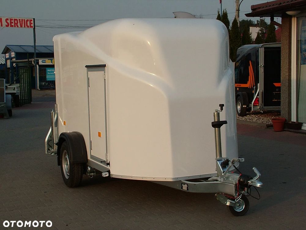 Debon Przyczepa zabudowana poliestrowa Debon Cheval Liberte - 4