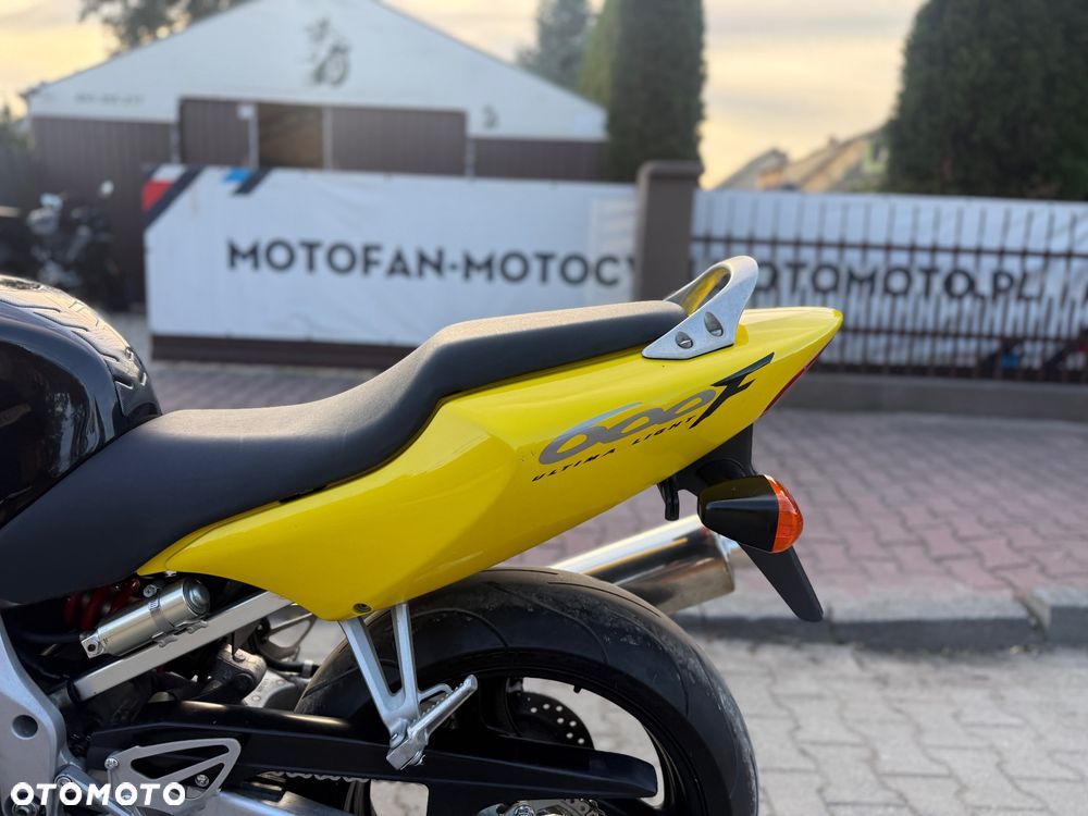 Honda CBR - 18