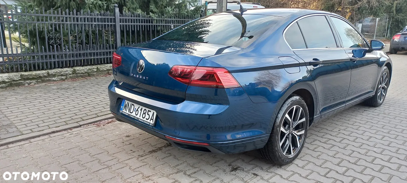 Volkswagen Passat - 5