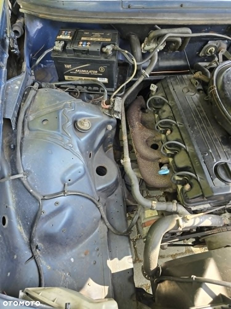Mercedes-Benz W123 - 16