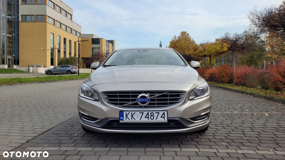 Volvo V60 T5 Drive-E Summum - 2
