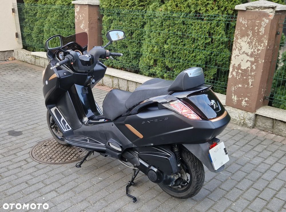 Peugeot Satelis - 24