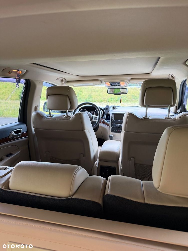 Jeep Grand Cherokee 5.7 V8 HEMI Overland - 31