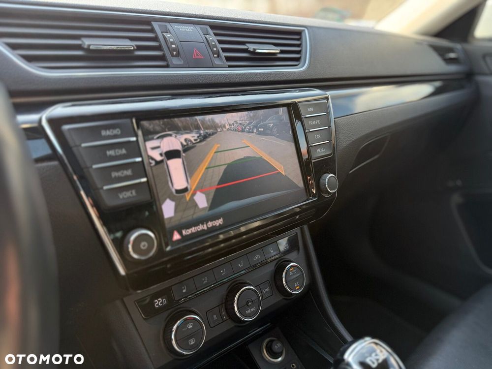 Skoda Superb 2.0 TSI 4x4 L&K DSG - 14