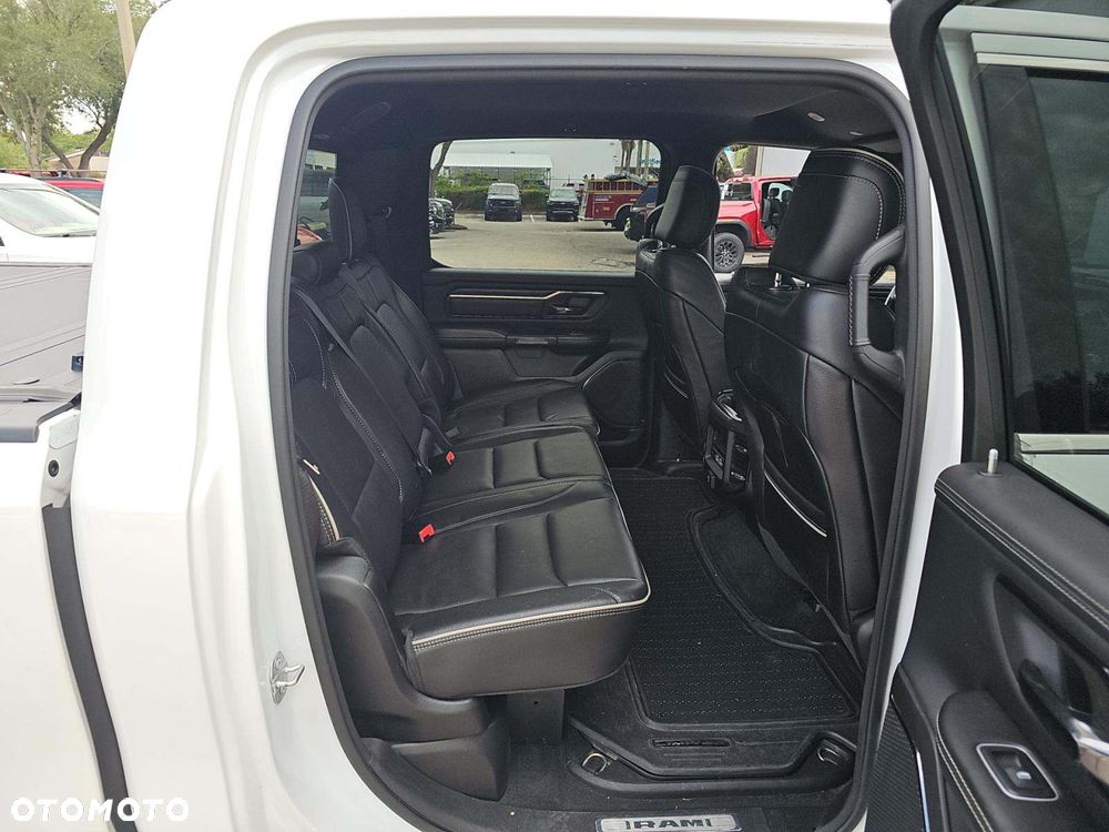 RAM 1500 5.7 Crew Cab Limited - 8