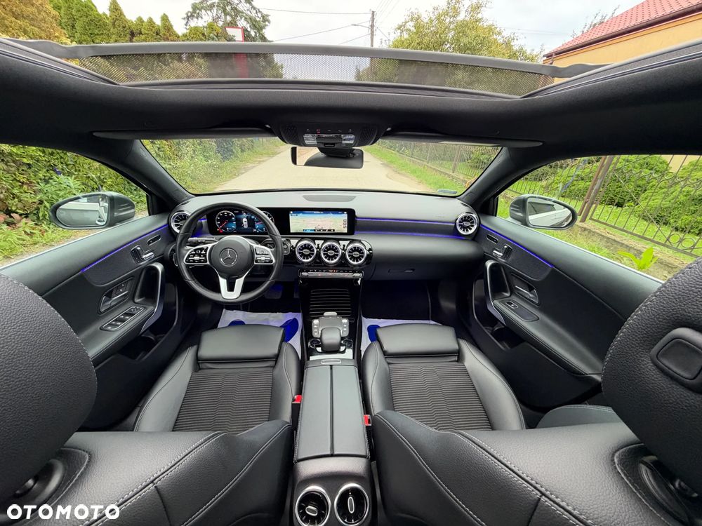 Mercedes-Benz Klasa A 250 7G-DCT - 7